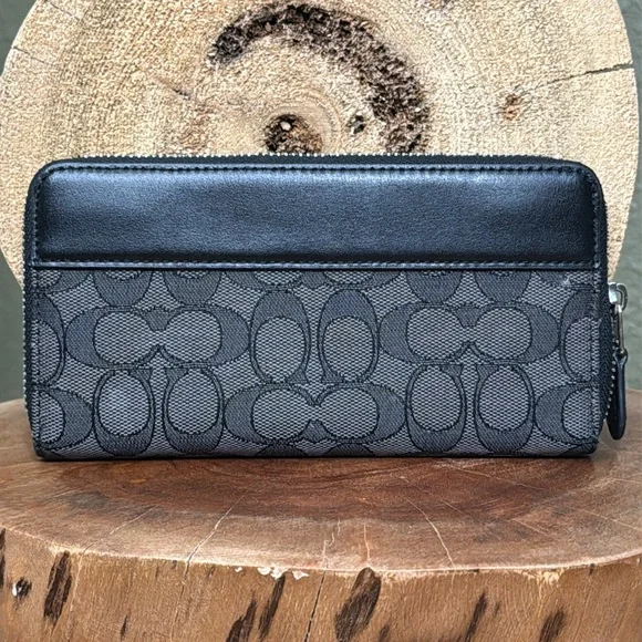 COACH SIGNATURE OUTLINE WITH STRIPE ACCORDION ZIP WALLET - Picture 2 of 16